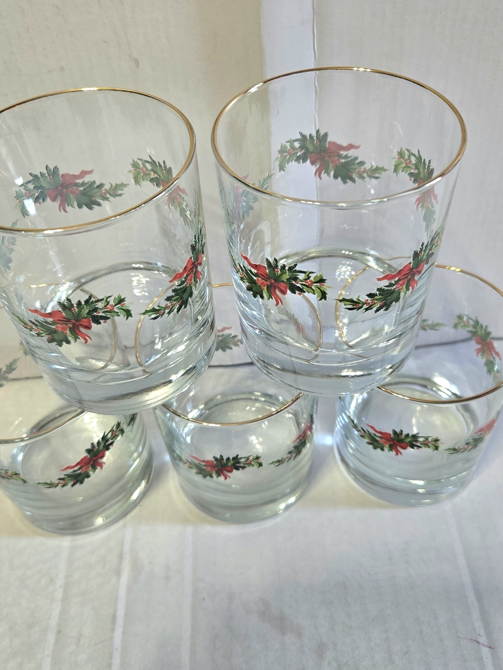Vintage Pfaltzgraff Christmas Garland Gold Rim Rocks Glasses Set of 5